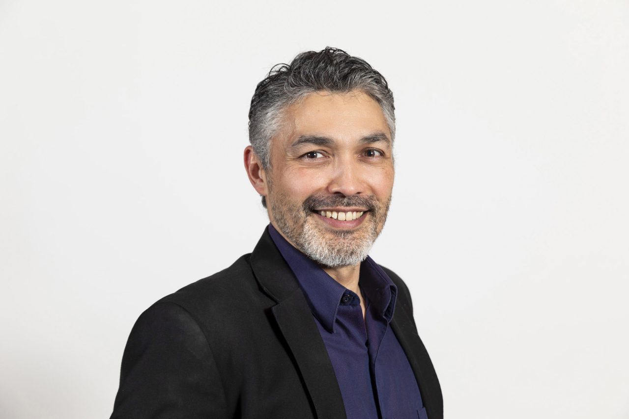 Photographe de portrait corporate en studio pour l'entreprise